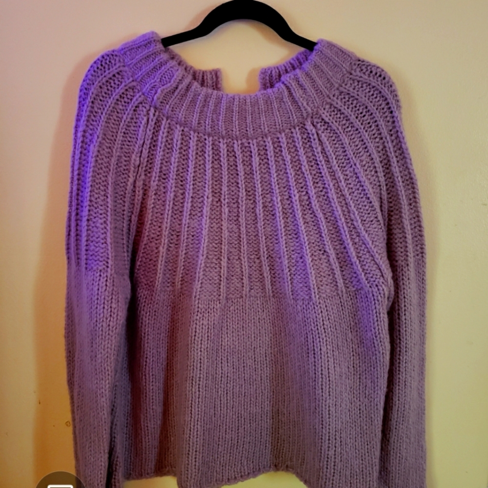 Lilarae Knit Tie Back Sweater - New with Tags - Super Soft and comfy! Valentine'